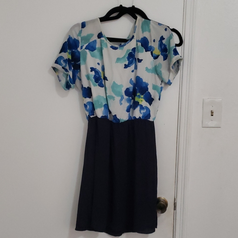 Floral blue charming charlie dress keyhole back